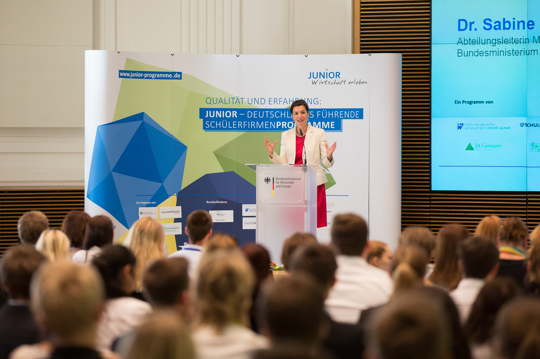 JUNIOR Wirtschaft erleben